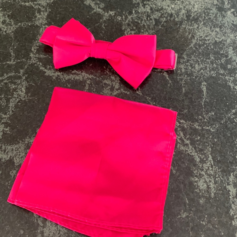 Hot pink bow tie and pocket square